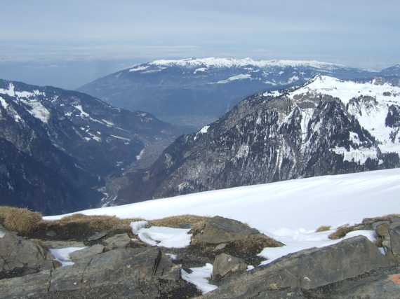 Blick Richtung Schyniger Platte und Grindelwald vom Mnnlichen Gipfel